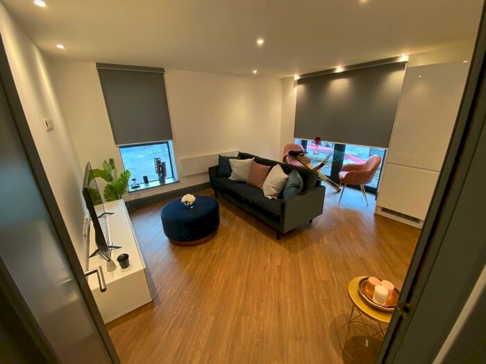 1 Bedroom Apartment To Rent In Lister Hill, LS18