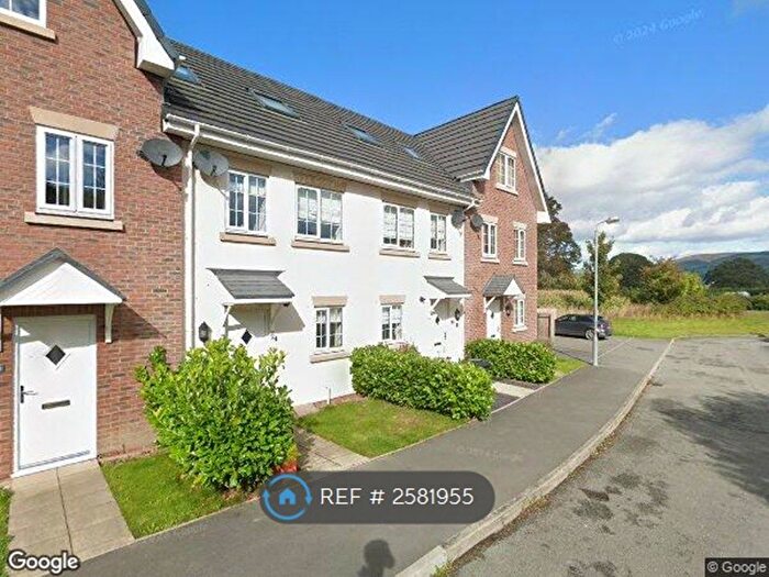 3 Bedroom Terraced House To Rent In Rhyd Y Byll, Ruthin, LL15