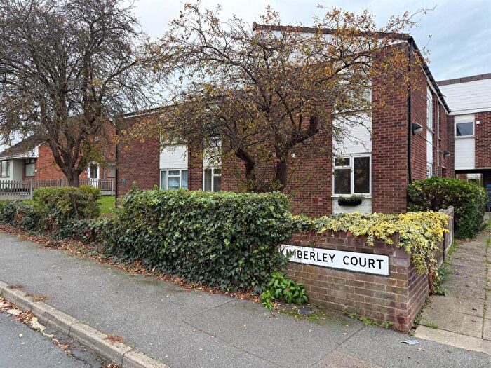 1 Bedroom Apartment To Rent In Kimberley Road, Benfleet, SS7