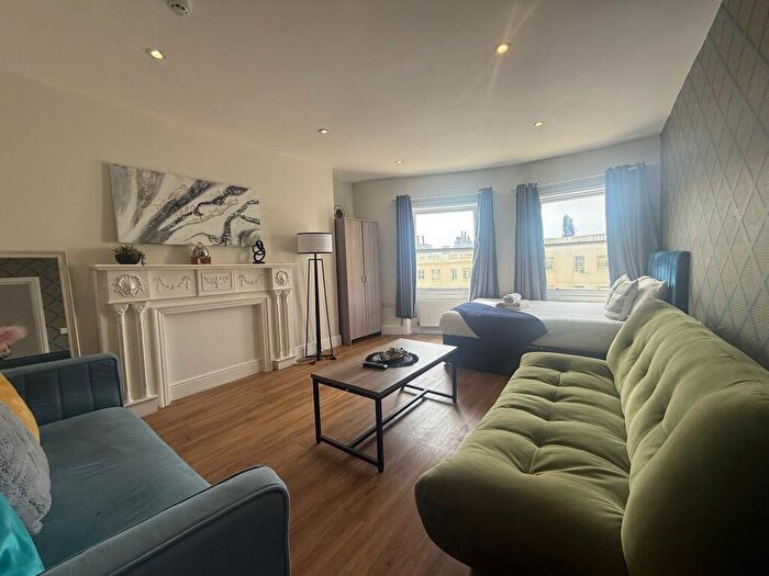 2 Bedroom Apartment To Rent In Brunswick Place, BN3