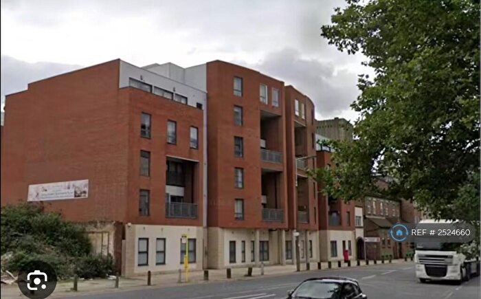 2 Bedroom Flat To Rent In Moss Street, Liverpool, L6