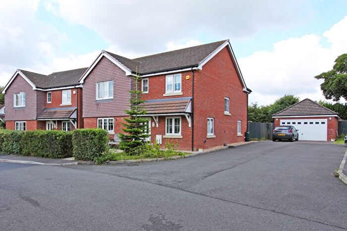 4 Bedroom Detached House For Sale In Weyhill Gardens, Weyhill, SP11