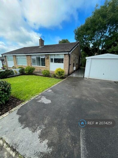 2 Bedroom Bungalow To Rent In Escroft Close, Wyke, Bradford, BD12