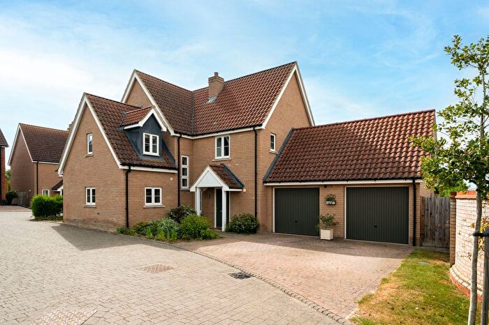 4 Bedroom Detached House For Sale In Allix Grove, Swaffham Prior, CB25