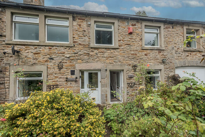 3 Bedroom Apartment To Rent In The Stables Loft, Gressingham, LA2