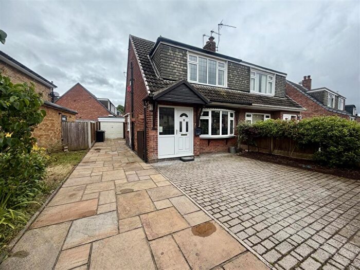 3 Bedroom Semi-Detached House For Sale In Fairburn Drive, Garforth, Leeds, LS25