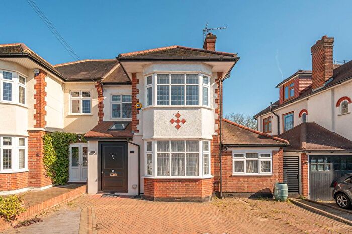 4 Bedroom Semi-Detached House To Rent In Lakenheath, Southgate, London, N14