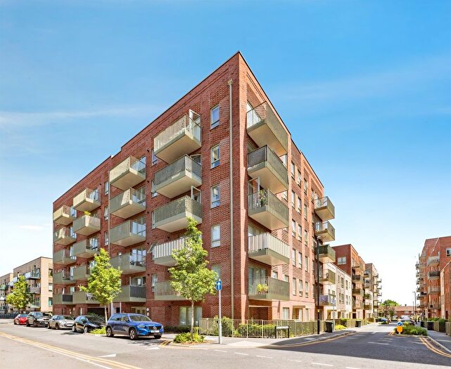 2 Bedroom Flat For Sale In Bridlington Road, Watford, WD19