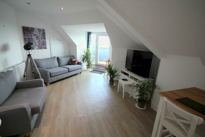 1 Bedroom Apartment To Rent In Flat, Maven Court, Sudbury Hill, Harrow, HA1