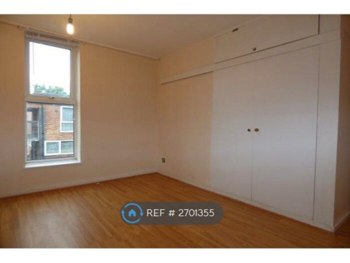 2 Bedroom Terraced House To Rent In Elizabeth Way, Basildon, SS15