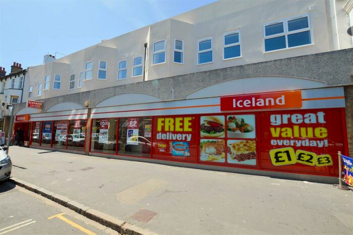 1 Bedroom Flat To Rent In Langney Road, Eastbourne, BN21