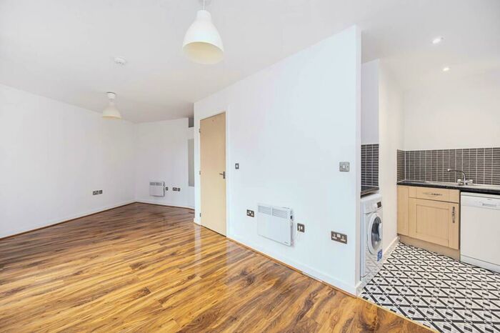 Studio To Rent In Harry Zeital Way, Hackney, London, E5