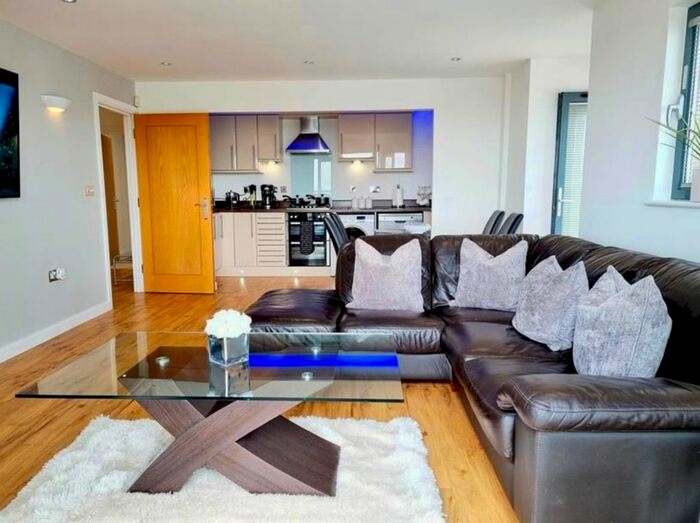 2 Bedroom Flat To Rent In Apartment, St. Margarets Court, Maritime Quarter, Swansea, SA1