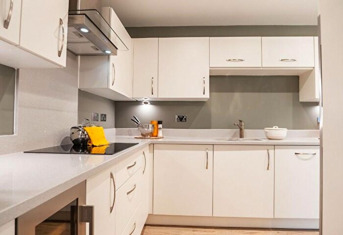 3 Bedroom Cottage For Sale In Wilmslow, SK9
