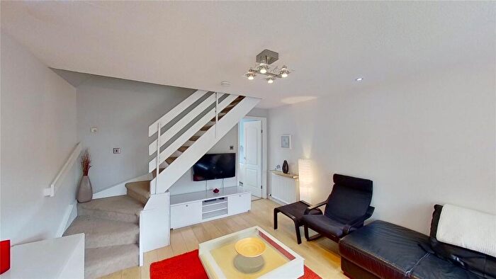 2 Bedroom Semi-Detached House To Rent In Double Hedges Park, Edinburgh, EH16