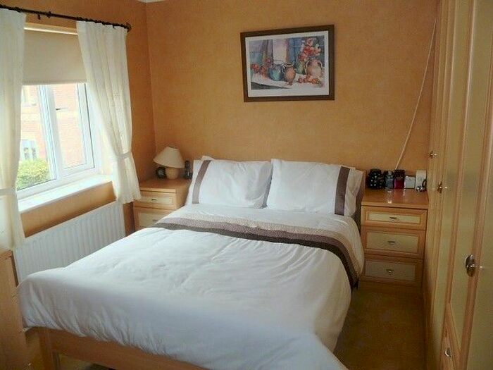 3 Bedroom Semi-Detached House To Rent In Radley Close, Feltham, Middlesex, TW14