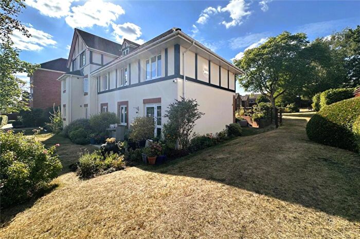 1 Bedroom Retirement Property For Sale In Clarence Road, Fleet, Hampshire, GU51