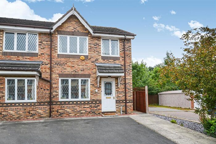 3 Bedroom Semi-Detached House To Rent In Orchid Rise, Scunthorpe, DN15