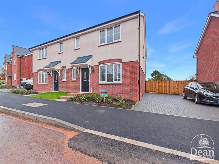 3 Bedroom Semi-Detached House For Sale In Old Dairy Way, Netherend, Lydney, GL15
