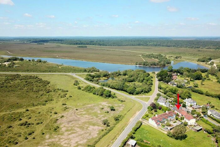 5 Bedroom Cottage For Sale In Masseys Lane, East Boldre, Hampshire, SO42