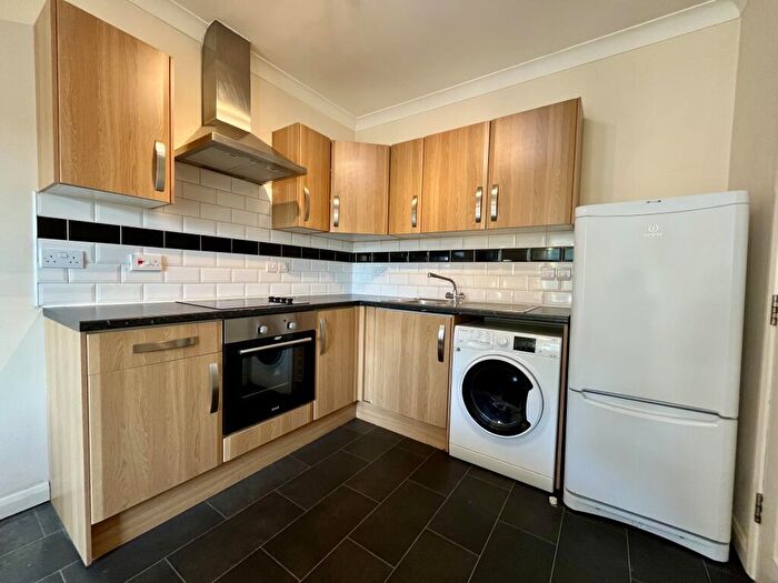 2 Bedroom Flat To Rent In Abbeyfields, Peterborough, PE2