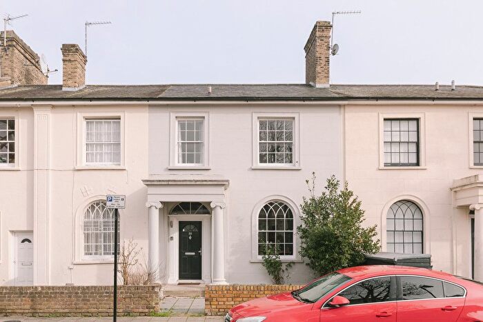 3 Bedroom Terraced House For Sale In Newent Close, Peckham, SE15