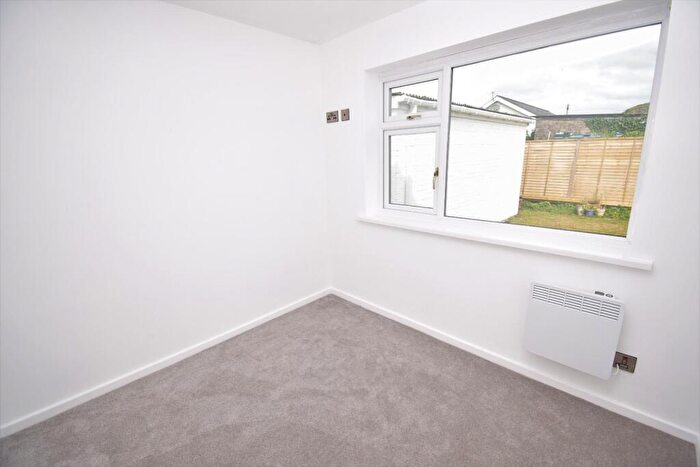 2 Bedroom Detached Bungalow For Sale In Cefn Y Gader, Morfa Bychan, Porthmadog, LL49