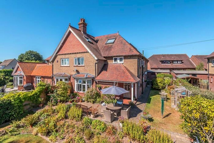 5 Bedroom Semi-Detached House For Sale In Ely Grange, Frant, Tunbridge Wells, TN3