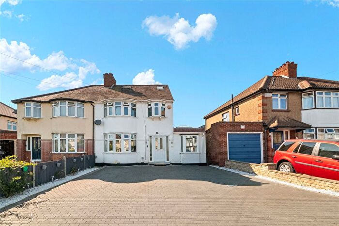 4 Bedroom Semi-Detached House For Sale In Woodlands Avenue, Ruislip, HA4