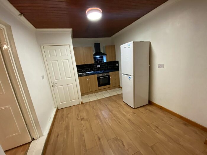 1 Bedroom Flat To Rent In The Polygon, Southampton, SO15