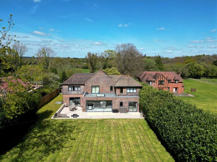 5 Bedroom Detached House For Sale In Churt Road, Churt, Farnham, GU10