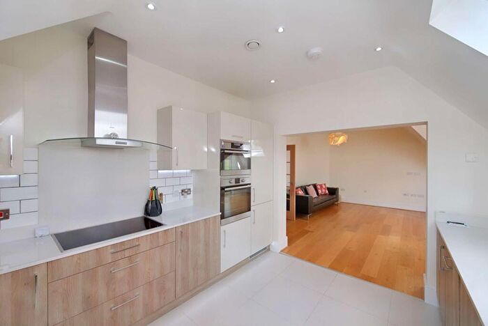 2 Bedroom Flat For Sale In Duck's Hill Road, Northwood, HA6