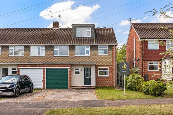 5 Bedroom Semi Detached House For Sale In The Ridgeway, Caversham, Reading, Berkshire, RG4