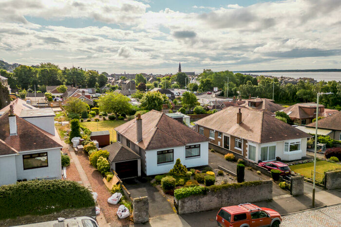 3 Bedroom Detached Bungalow For Sale In Victoria Road, DD5