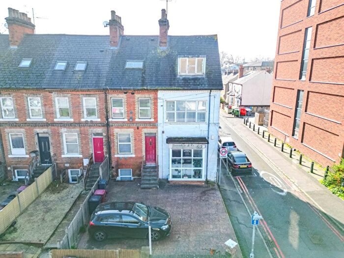 2 Bedroom End Terrace House For Sale In Kings Road, Reading, RG1