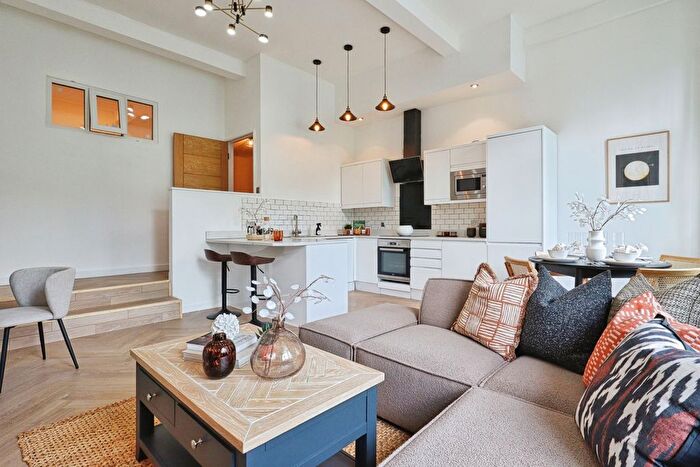 2 Bedroom Property To Rent In East Street Merchants Quay, Leeds, LS9