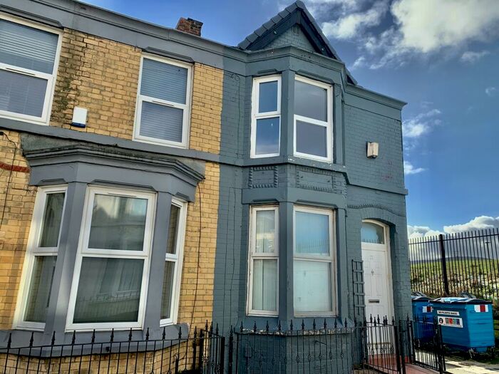 3 Bedroom House To Rent In Ling Street, L7