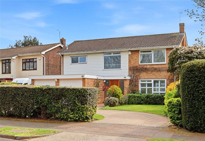 4 Bedroom Detached House For Sale In Shoebury Road, Thorpe Bay, Essex, SS1