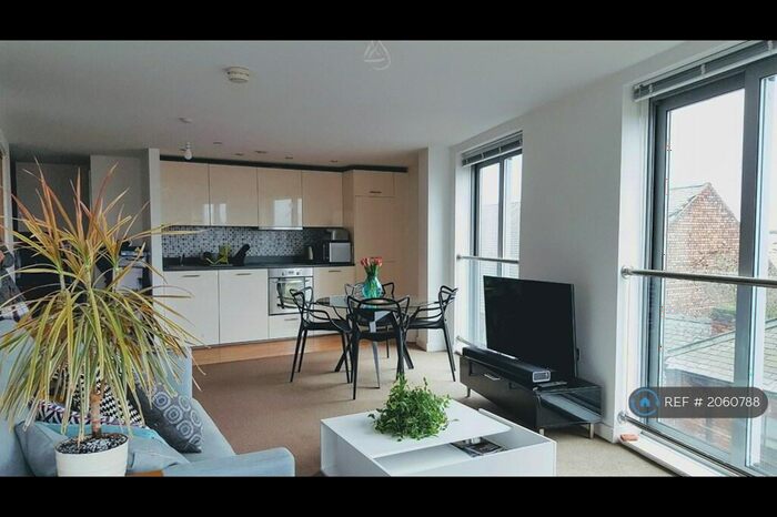 2 Bedroom Flat To Rent In Queens Road, Nottingham, NG2