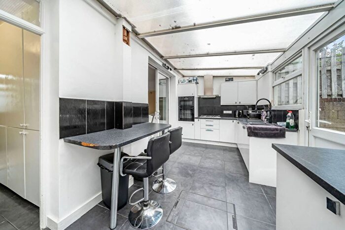3 Bedroom Terraced House For Sale In Buller Road, Thornton Heath, CR7