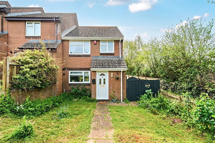 3 Bedroom End Of Terrace House For Sale In Louville Close, Paignton, Devon, TQ4