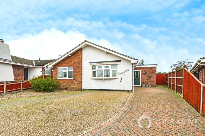 4 Bedroom Bungalow For Sale In Highland Drive, Worlingham, Beccles, Suffolk, NR34