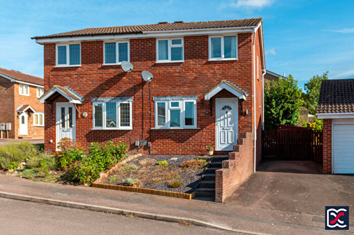 2 Bedroom Semi Detached House For Sale In Sandover, East Hunsbury, Northampton, NN4