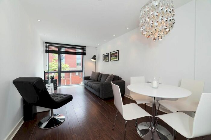 2 Bedroom Flat To Rent In Freedom Quay, Railway Street, Hull HU1