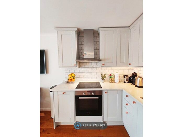 2 Bedroom Flat To Rent In Cambridge, Cambridge, CB4