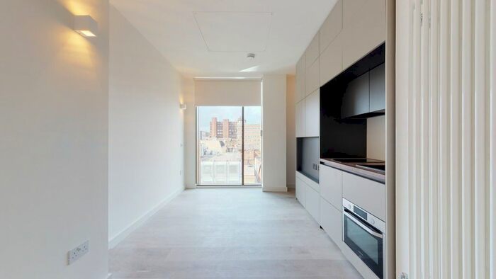 Studio To Rent In George Street, Luton, LU1