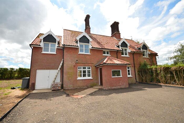 4 Bedroom Semi Detached House To Rent In Sibton, IP17