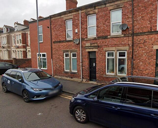 2 Bedroom House To Rent In Woodbine St, Gateshead, NE8