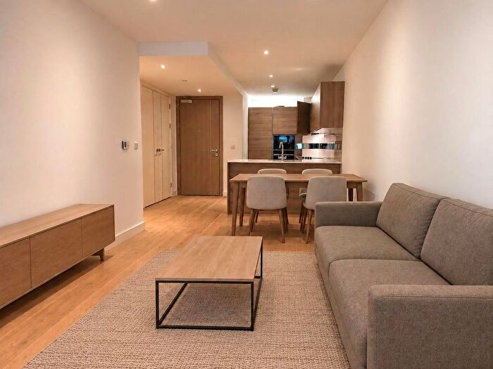 2 Bedroom Flat To Rent In Duke Of Wellington Avenue, Deveraux House, Royal Arsenal, SE18