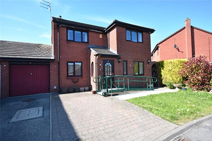 3 Bedroom Detached House For Sale In Hertford Fold, Leeds, West Yorkshire, LS15